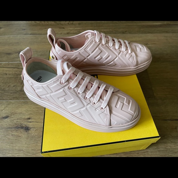 FENDI-AUTHENTIC NWT Pink Leather HighRise Sneakers - Picture 9 of 15